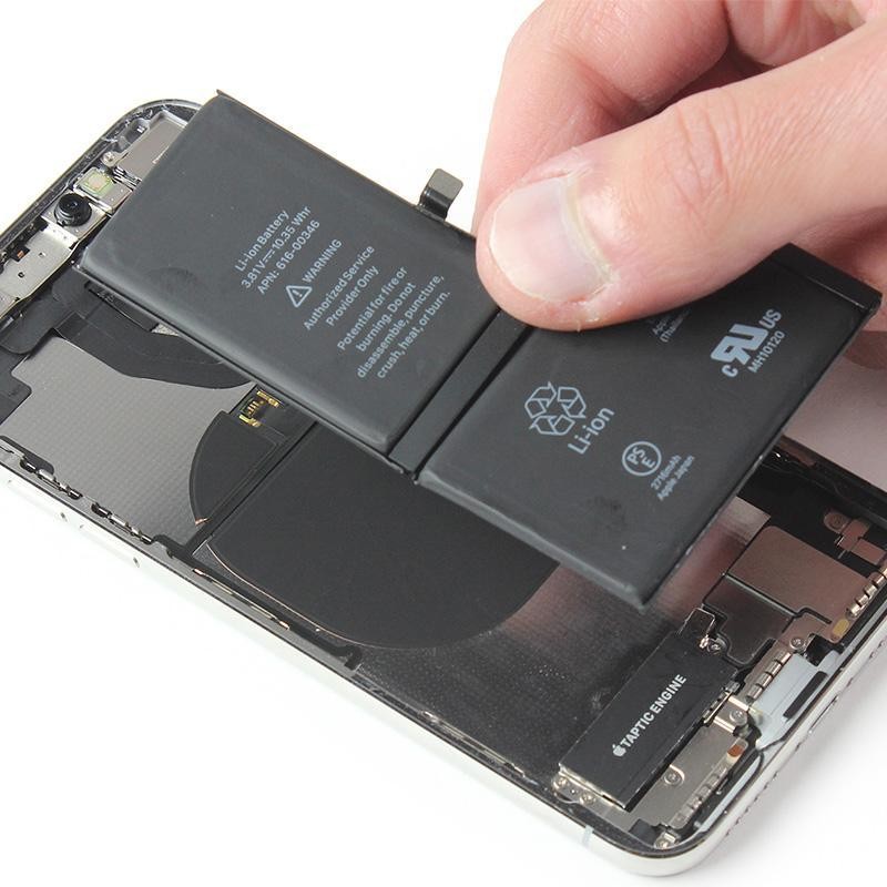 Remplacement batterie Iphone XS – CS System
